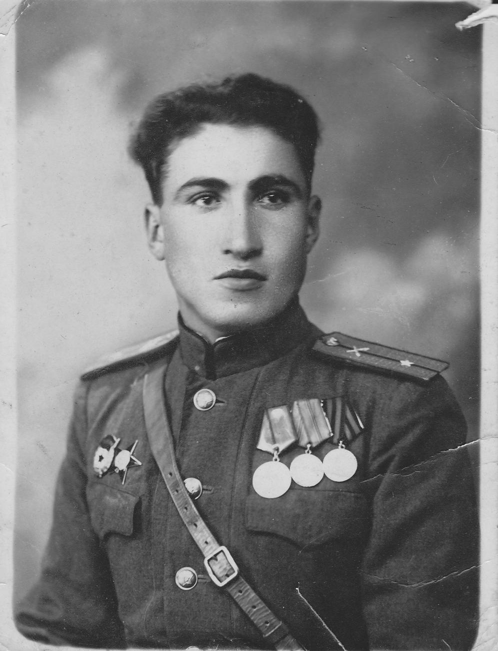 Кушхов Султан Жихфарович (5 октября 1950 г.)