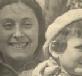 Моя бабушка Г.И. Глухарёва и прабабушка Н.А. Панова. Весна 1941 года, Москва, Хамовники.